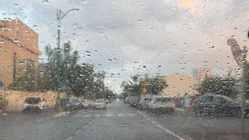 הגשם הגיע גם למרכז, אחרי סוף השבוע ה"מאכזב": כל הנתונים – והתיעודים