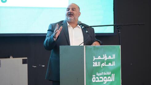 מנסור עבאס: "מדינת פלסטין קיימת. רוצים שישראל תכיר בה" | זו רשימת רע"מ - והפתח לשריון סגלוביץ'