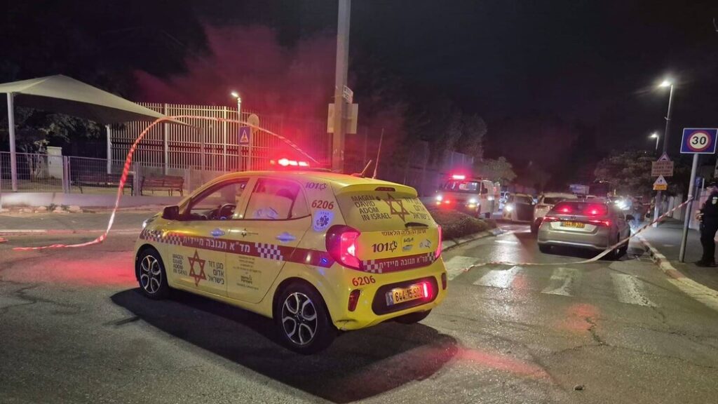 גבר בן 30 נרצח ביפו, צעיר נוסף פונה במצב קשה מרחוב סמוך