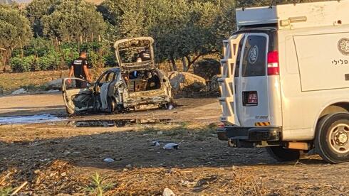 3 גברים אותרו ללא רוח חיים בשרון: "הרכב עלה באש, מצאנו אותם רק אחרי הכיבוי"