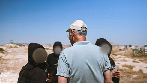 "הערבים מריחים חולשה": תיעוד נדיר מתוך החצר האחורית של אפרת