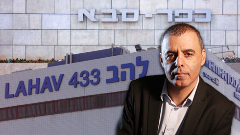 ראש העיר כפר סבא, אשתו ומנכ"ל בכיר בעירייה נעצרו. החשד: קיבלו שוחד להטיית מכרזים
