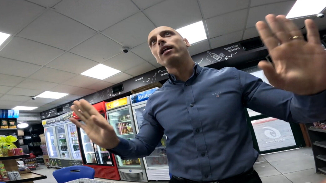 החקירה הסתיימה, גורמים מבהירים: "יש מספיק ראיות נגד ראש עיריית עכו המודח" | נחשף בתחקיר "המבקר"